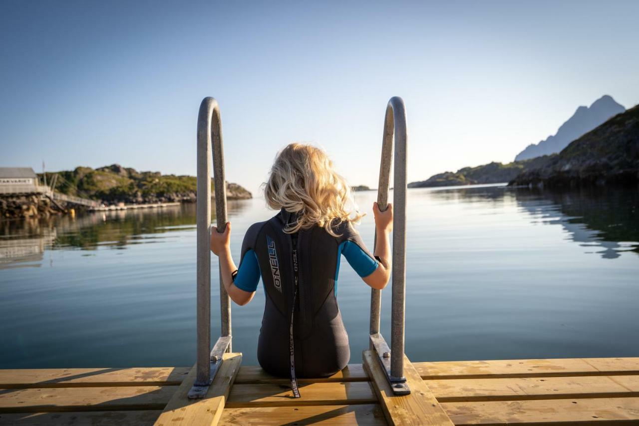 Nyvagar Rorbuhotell - By Classic Norway Hotels Kabelvag Bagian luar foto
